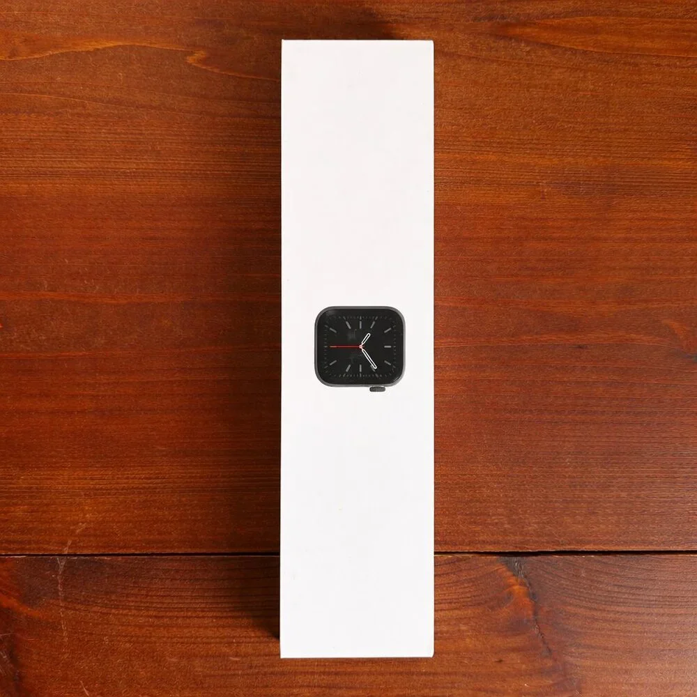 Apple Watch Series 6 40mm Gold Case Mauve Band + Charger Bundle